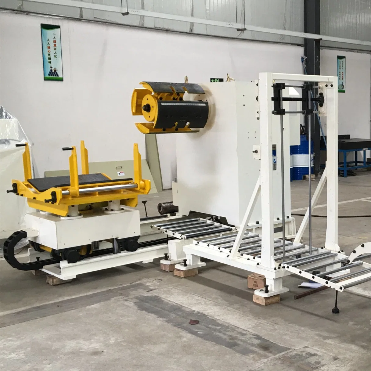 Automatic Hydraulic Decoiler Machine with Pressure Arm for Metal Coil Uncoiling for Metal Stamping