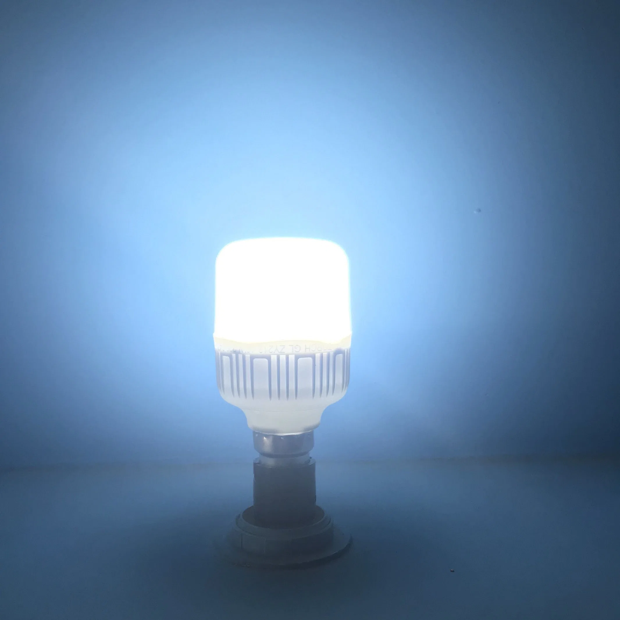 precio de fábrica 3 formas de Color Super brillante lámpara de LED para interiores