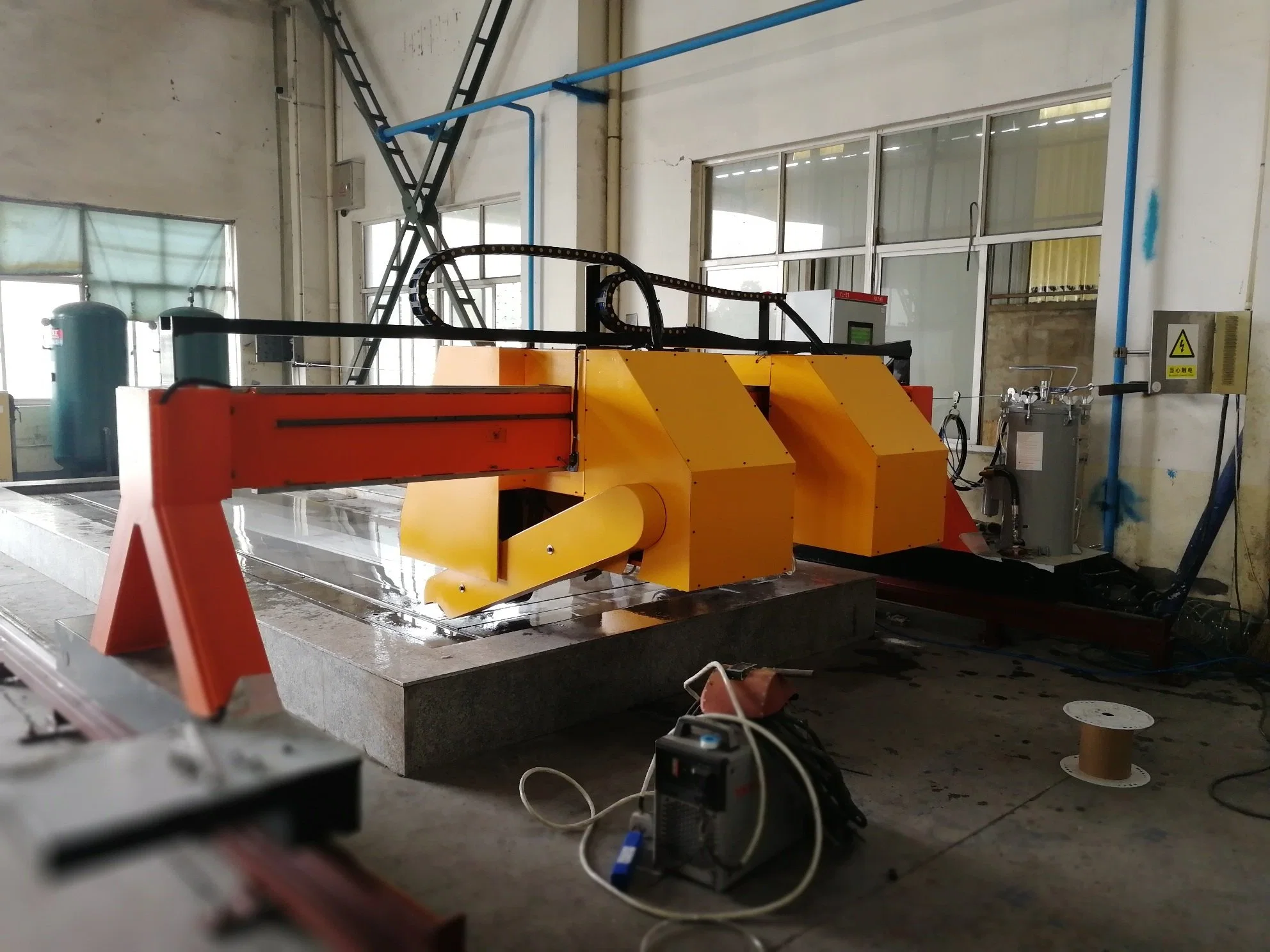 Large Metal Planes Polishing Machine for Polish Flat Aluminuml to Achieve Mirror Effective From Chinese Supplier