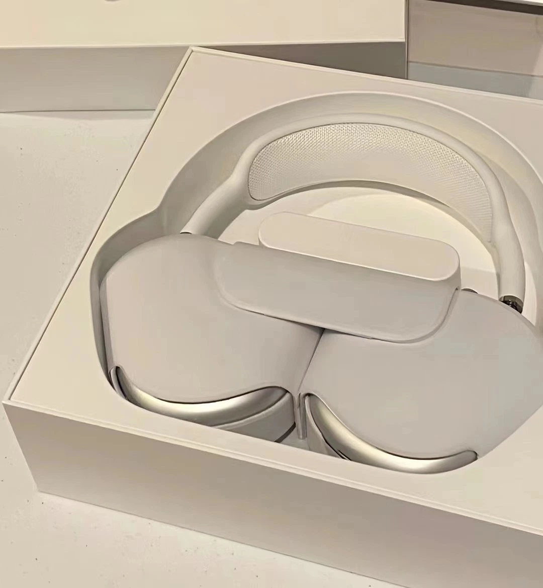 Nice White Max High Quality 1: 1 Replicas Bluetooth Wireless Headphone Earphone