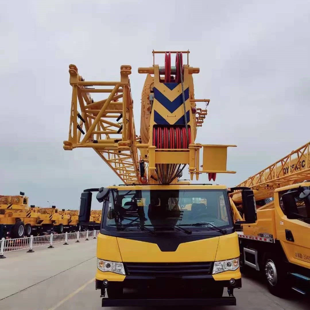 Chine Exportation Grue Qy50kd Excellente Adaptabilité Routière Grue de Camion de 50 Tonnes