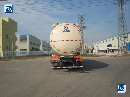 HOWO 8X4 20m3 Heavy Duty Bulk Cement Tank Truck