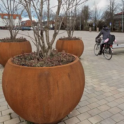 Corten Steel Raised Garden Flower