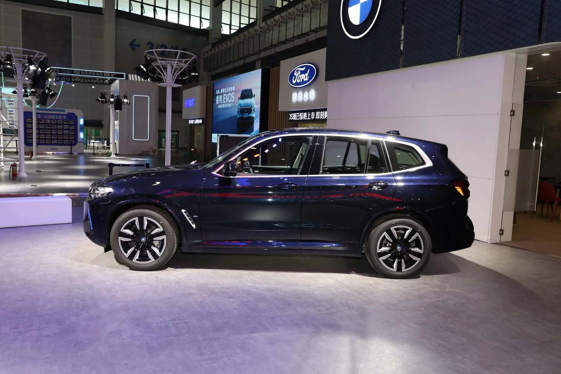 BMW IX3 2023 2022 China Nuevo vehículo eléctrico de la energía puro Vehículo eléctrico EDRIVE 550km de lujo para vehículos todoterreno con EV