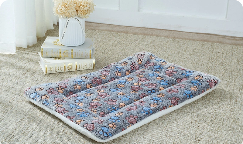 Wholesale/Supplier Thickened Warm Sleeping Mats Blankets for Cats and Dogs