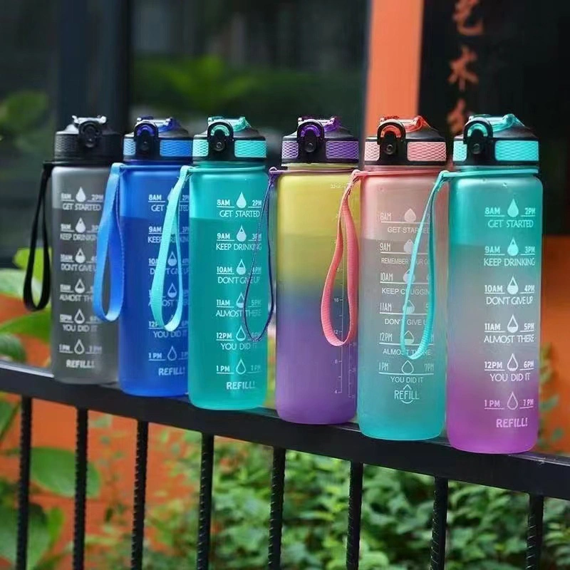 Recipiente de garrafa de água de plástico Sports para ginásio portátil de 1000 ml para utilização no exterior Personalizado