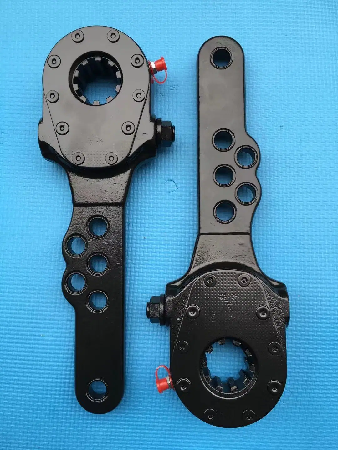 Heavy Spare Truck Parts 37 Teeth 3 Holes Manual Slack Adjuster with Adjustering Arm Selling