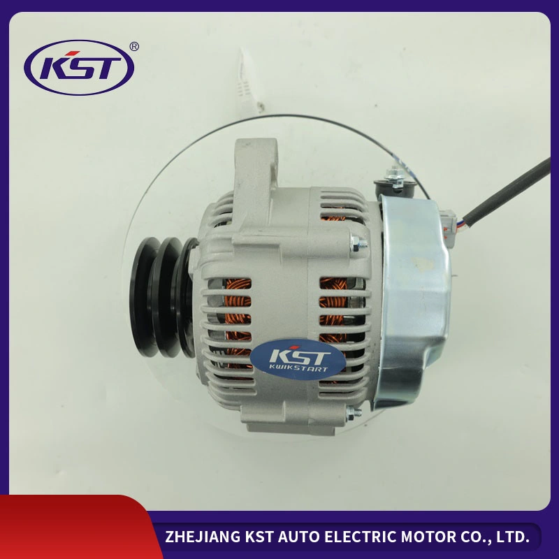 Excavator Auto Parts 28V 60A Alternator 27040-2220b