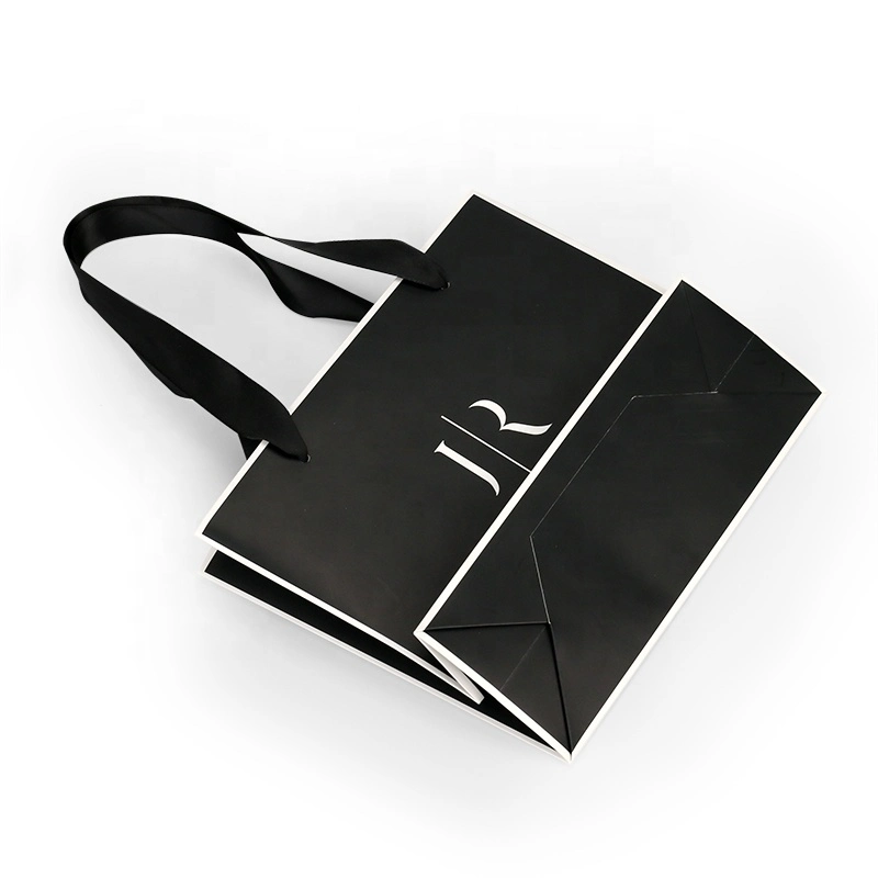 Guangzhou High quality/High cost performance  Custom Print Matt Black Color Paper Gift Bag with Rope Handle