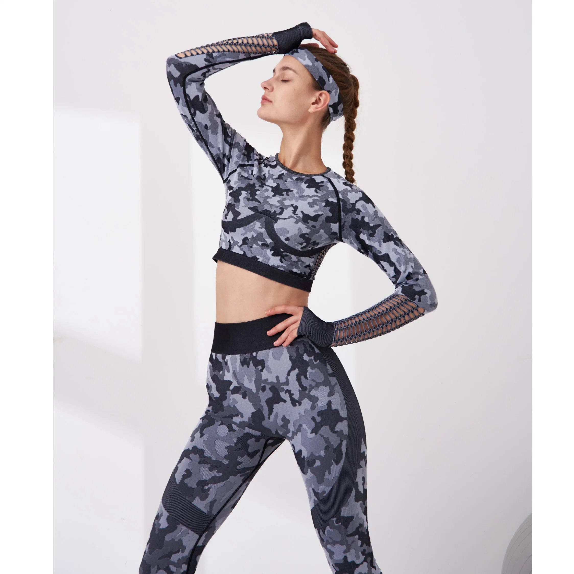 Individuelle Hollow Out Camo Frauen nahtlose Yoga-Sets