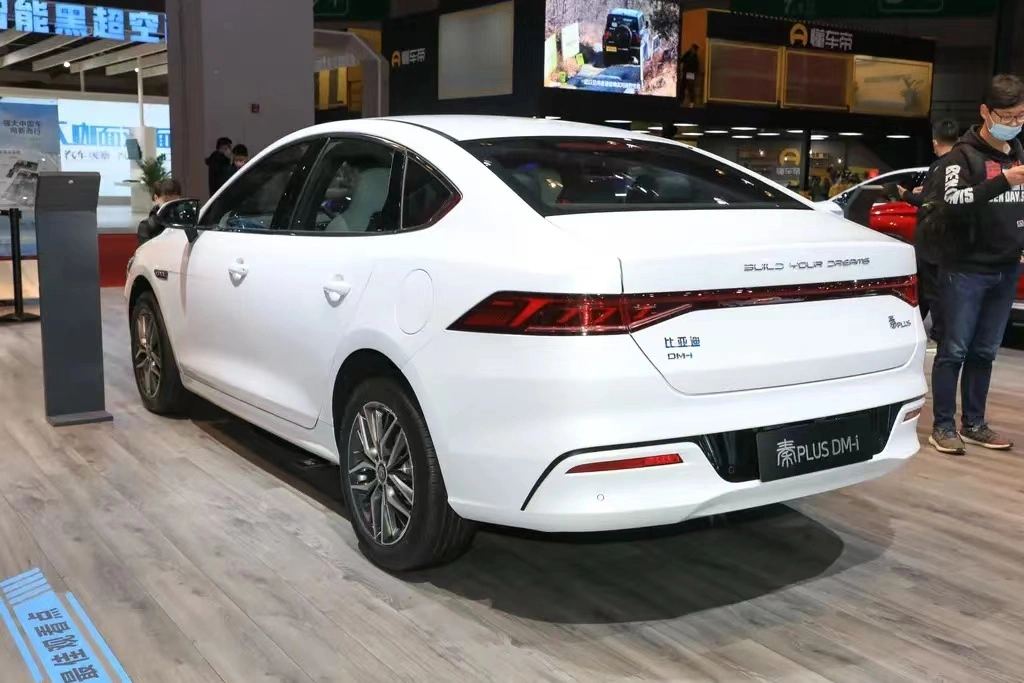 Byd Dernière Qin City Auto bon marché à longue portée haute vitesse une énergie nouvelle batterie de voiture électrique électrique EV