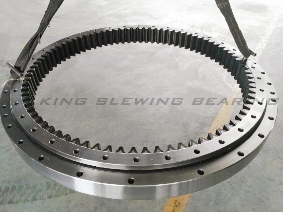 Four Point Contact Ball Slewing Bearing 81q6-00020 for R220LC-9s Excavator