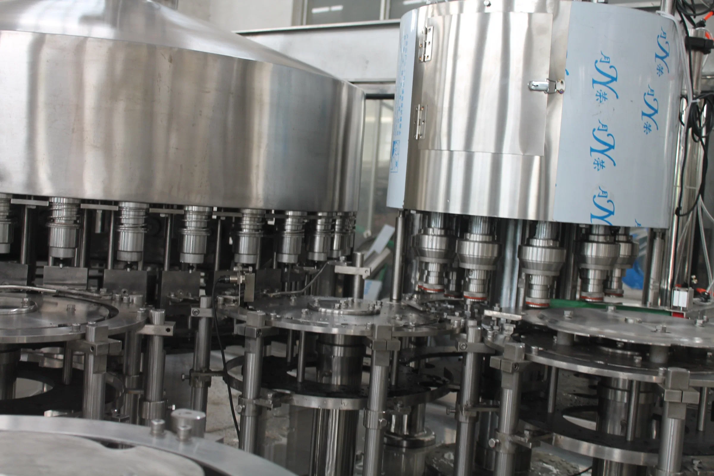 Complete Mineral Water Filling Line for Small Scale