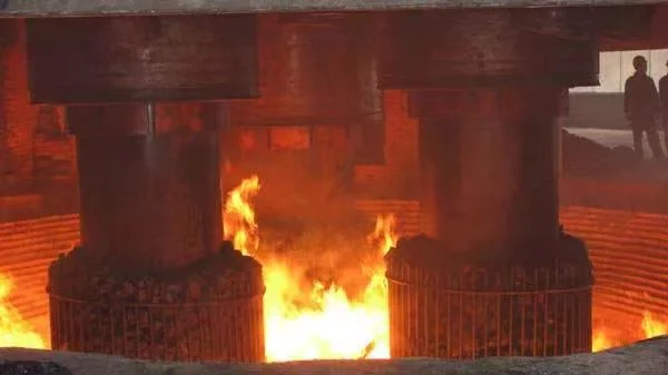 Aps Electric Arc Furnace for Forming Steel