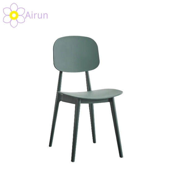 Sala de estar moderna y mullida IndoorLeisure PP Relax Dining Chair