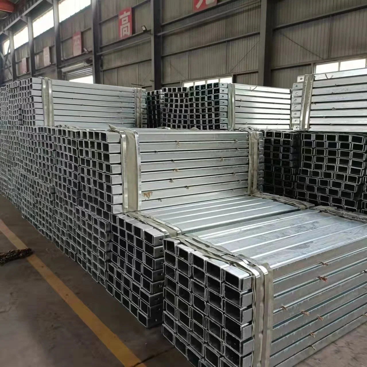 Hot DIP Galvanized Steel Highway Guardrail Round End for Sale