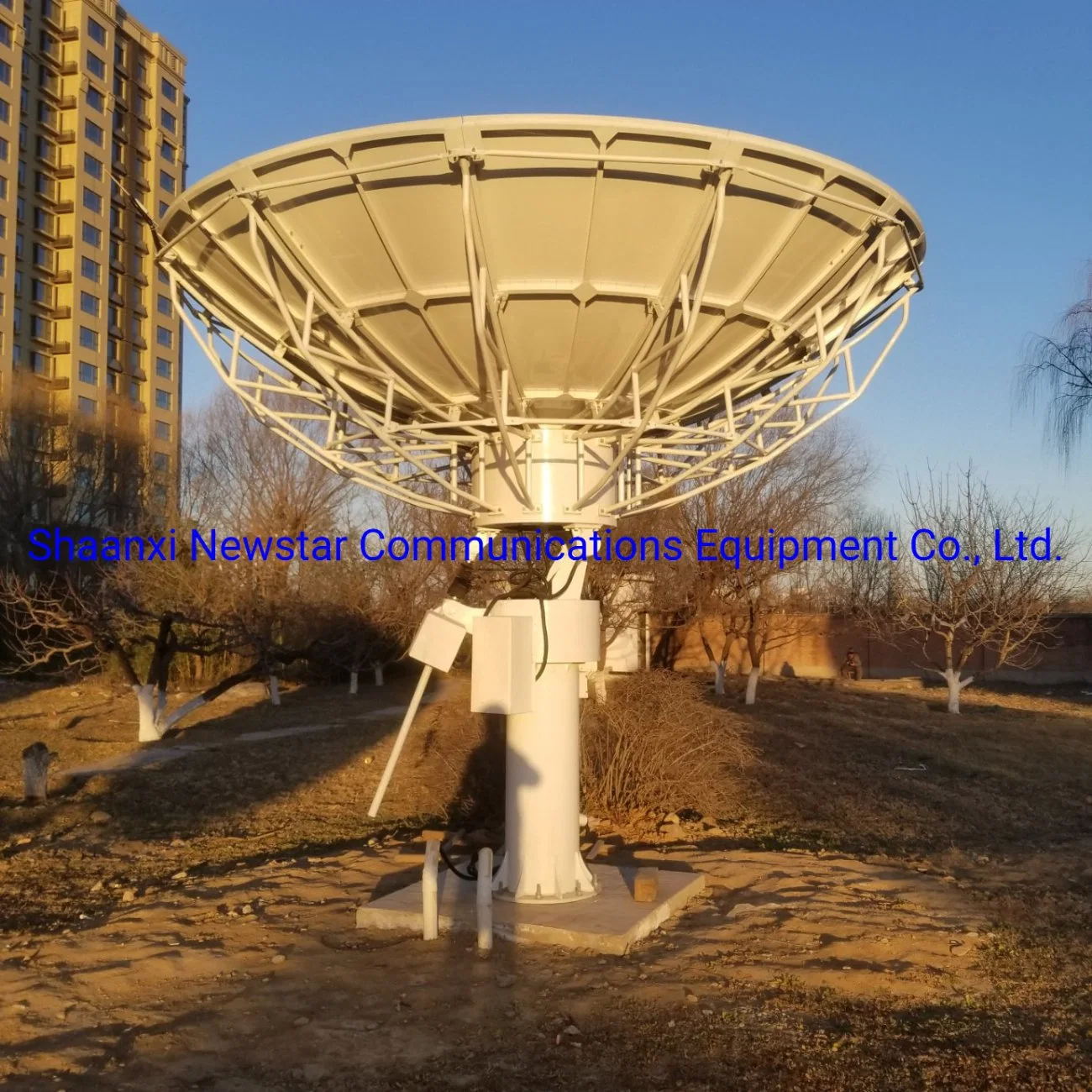 4.5m Turnhead Pedestal Satellite Rxtx Antenna