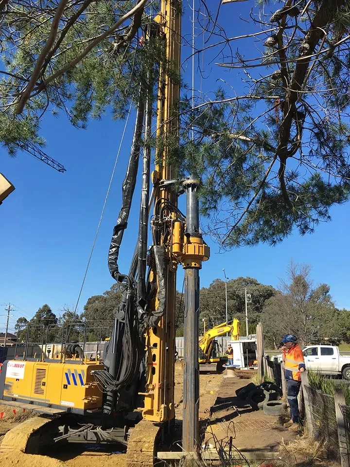 Xr130e fábrica 50m Crawler Rotary Drilling Rig para la venta