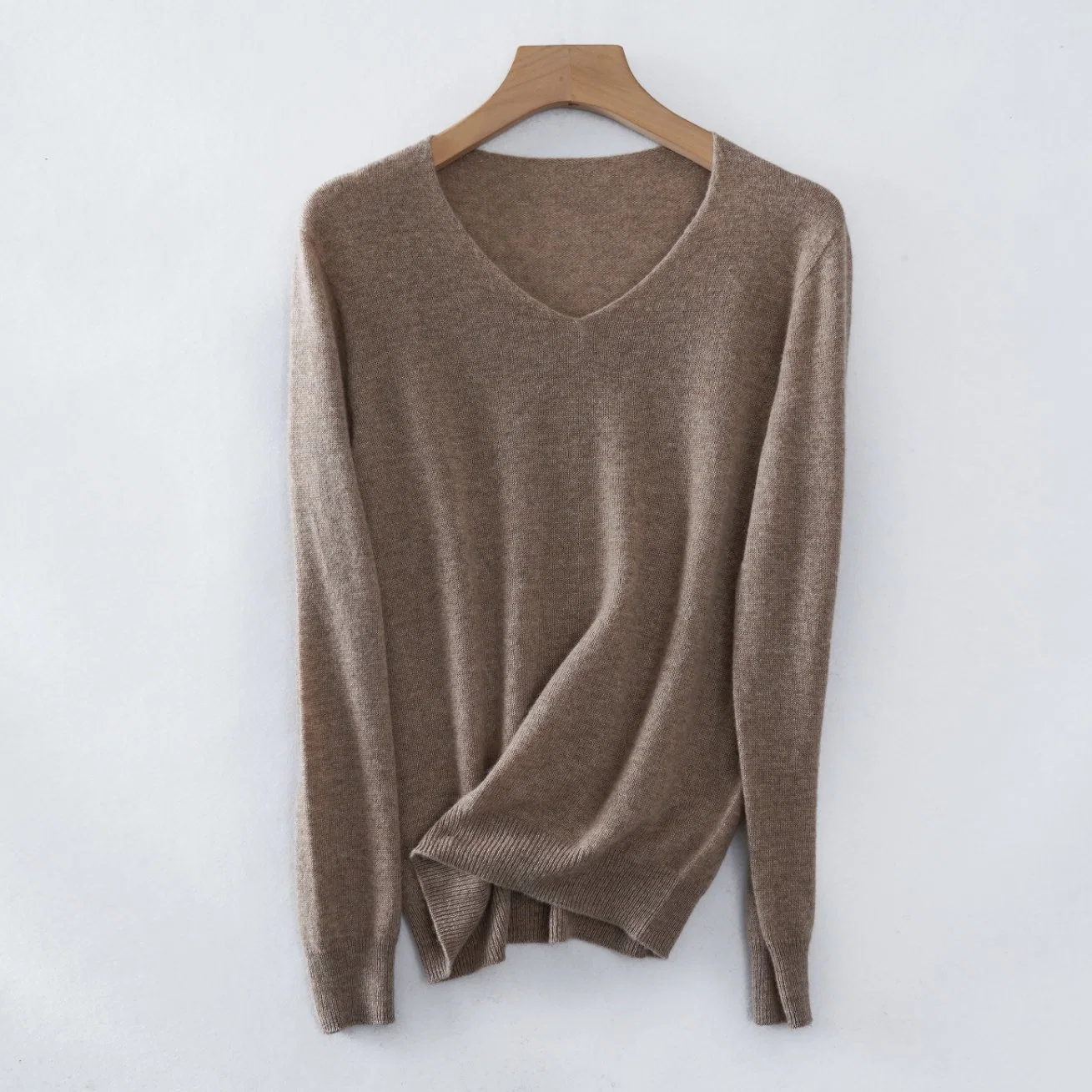 Wholesale Superfine Cashmere and Cotton Blends Woman's Classic V-Neck Pullover Sweater