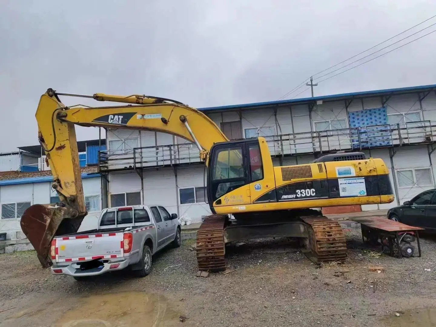 Used Japanese Equipment 30t Cat 330bl Second Hand Crawler Excavator for Mining