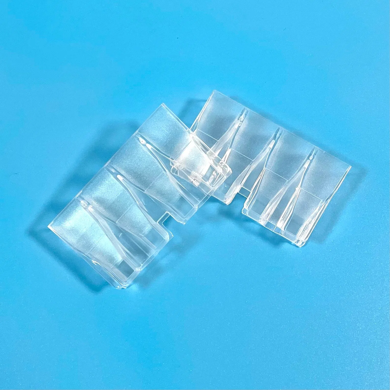 Laboratory 4 Holes Specimen Sampling Cups Plastic Cuvette for American Pacific and German Teco Coagulometer