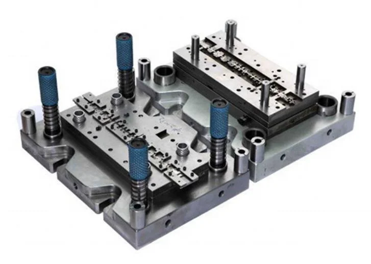 O hardware precisa de ferramentas de estampagem profunda progressiva do molde de Desenho estampado Die