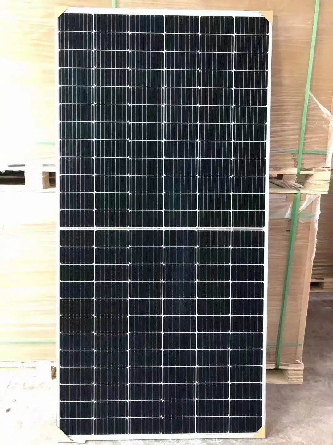 Longi Grade a 182mm Half-Cell Solar Panel for Solar Energy System Project