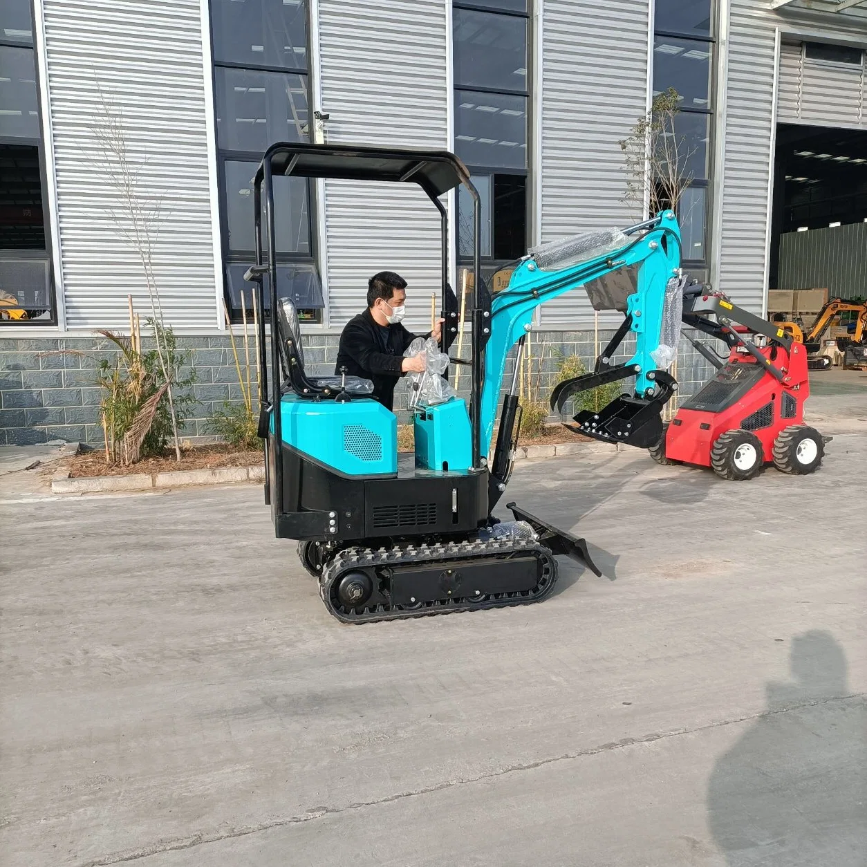 Ht10c 1000kg mini-excavateur l'Agriculture de l'équipement du tracteur de ferme avec un marteau