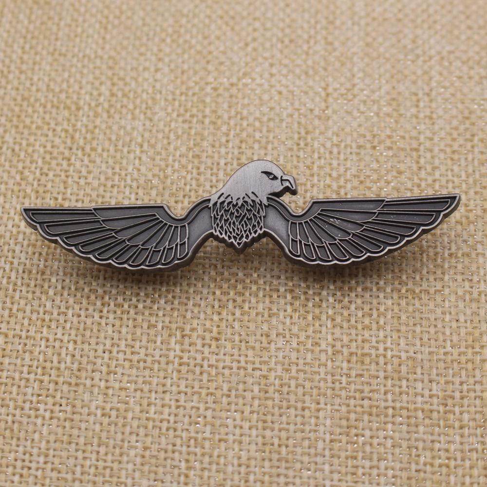 No MOQ Limited Zinc Alloy 3D Antique Silver Pewter Wings Skull Pin