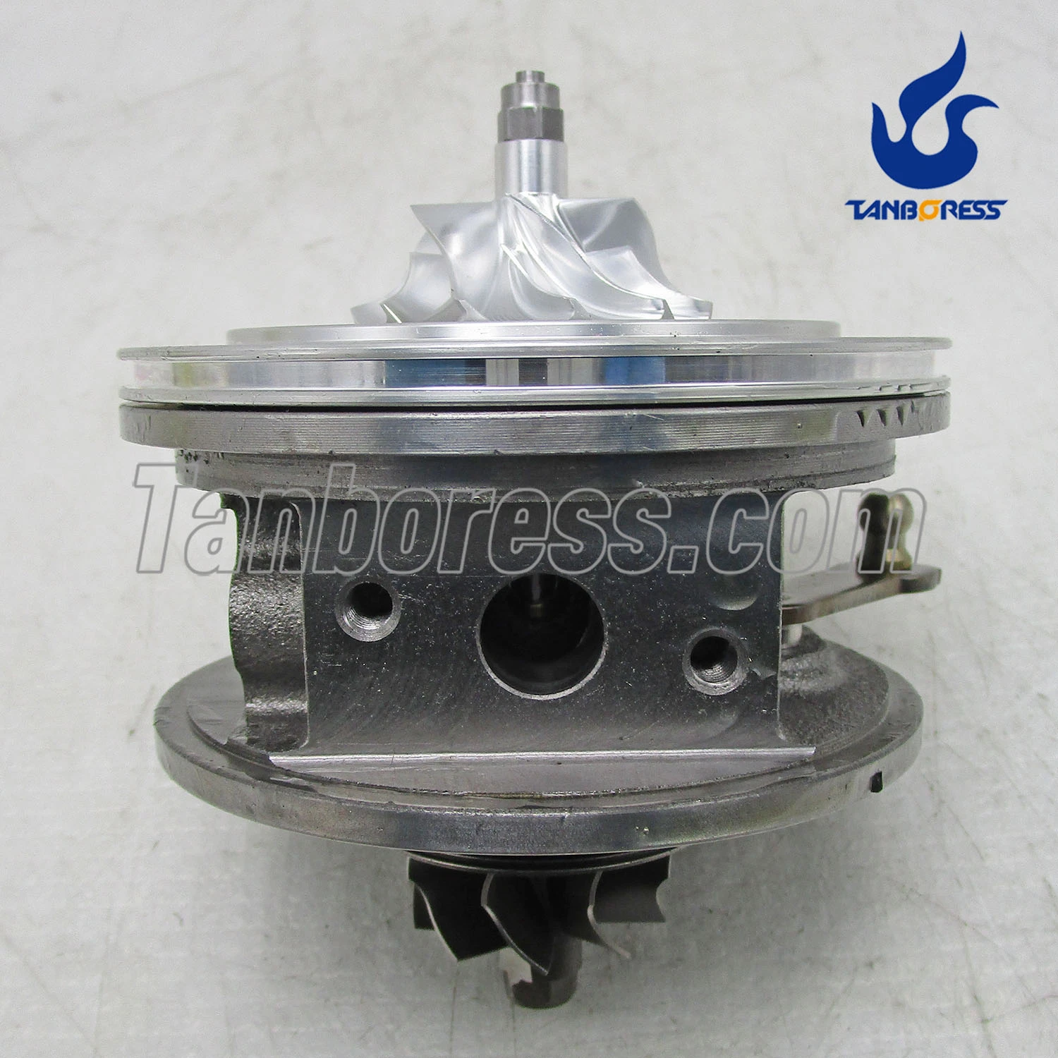 Núcleo de tarugo de turbocompressor para Nissan Caravan 2.5 dCi 53039700373 53039700268 turbo