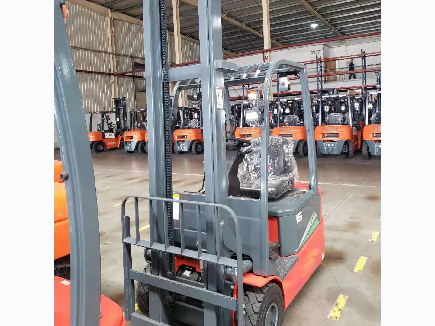 محرك البنزين Heli 1.8طن بنزين ForkLift Cpqd18 مع CE