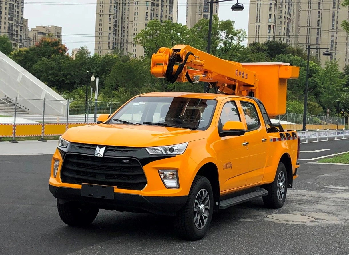 Isuzu Pickup Truck 12.4m Mounted Fiberglass Insulated Aerial Work Vehicle Aichi Brand Construction Boom