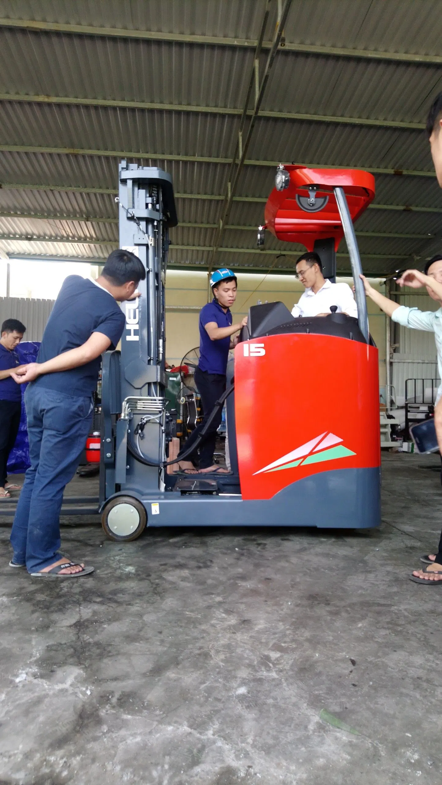 Heli 1.6 Ton Mini Logistics Machine Cqd16 Reach Truck