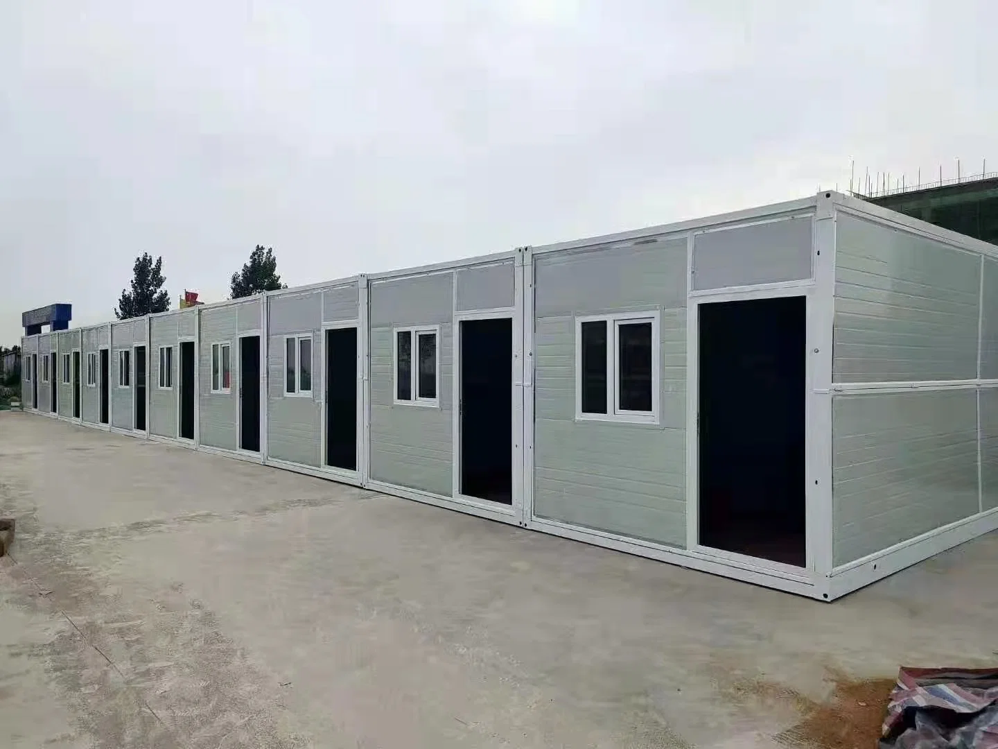 Cheap Prefab Poultry Farm Foldable Mobile Container Homes Mobile House Xiangxin Fujian Light