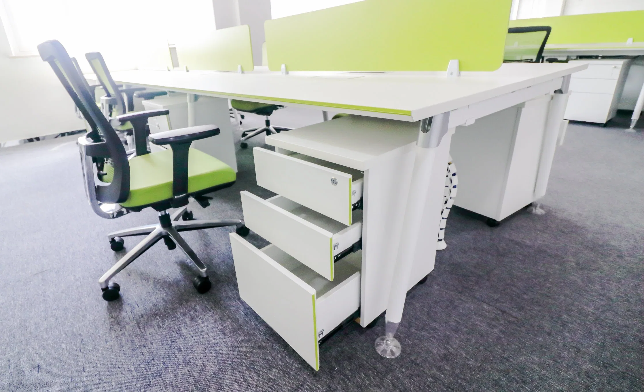 Elegante weiße Farbe Commercial Office Personal Computer Workstation Desk-PS-1583-4