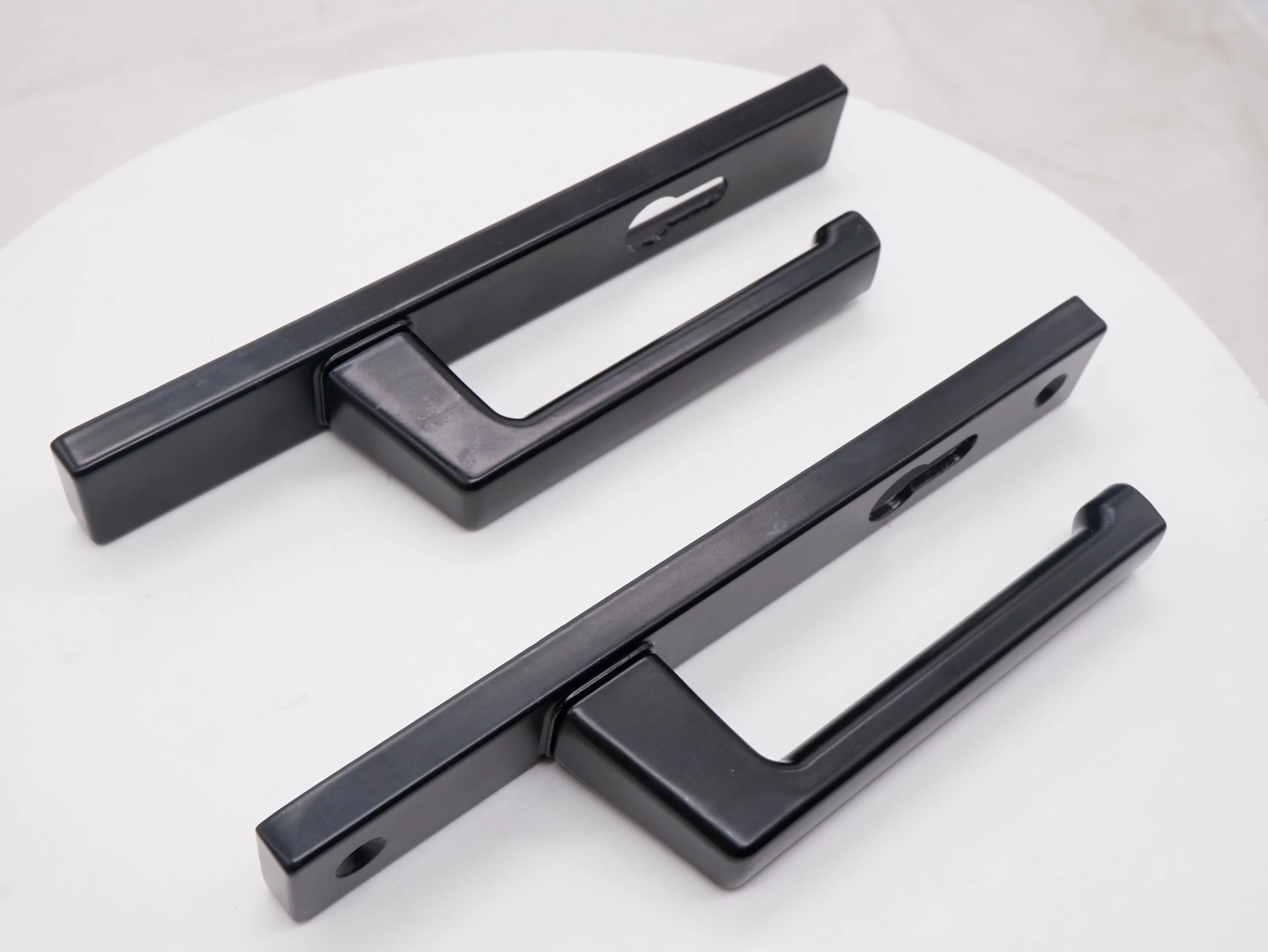 Unveil European Industrial Door Hardware: Combining Durability and Style in Locking Handles