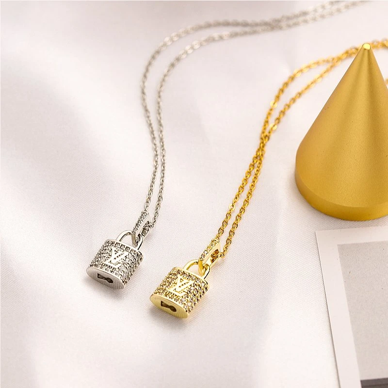 Key and Lock Pendants Clover Necklace Ins Fashion Simple Pendant Jewelry Lock Jewelry Set for Ladies