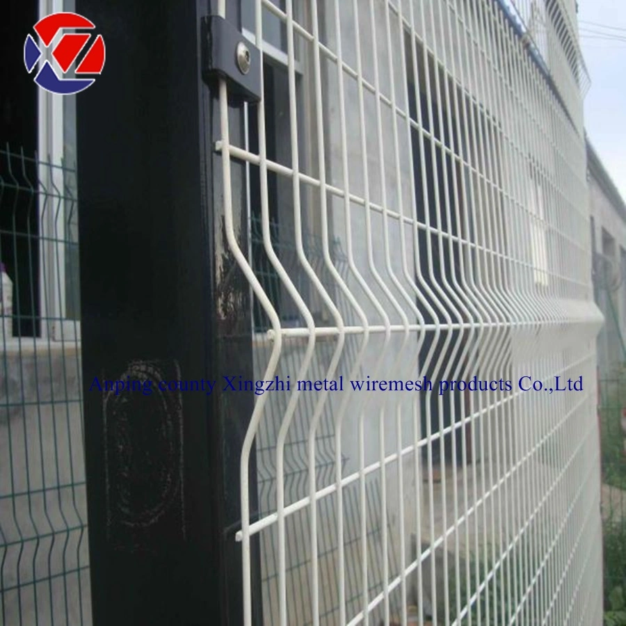 Powder or PVC Coated Galvanized Welded Wire Mesh Fence