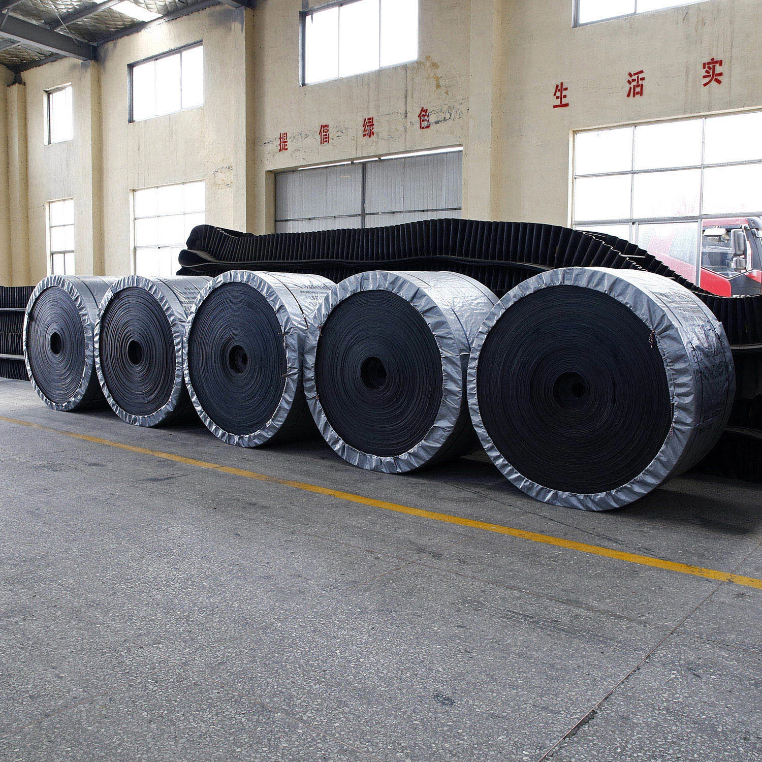 High Strength/Abrasion/Temperature/Fire/Tear/Wear/Conveyor Belting Heavy Duty Steel Cord Conveyor Belt for Metallurgy/Mining Coal Port Chemical Industry