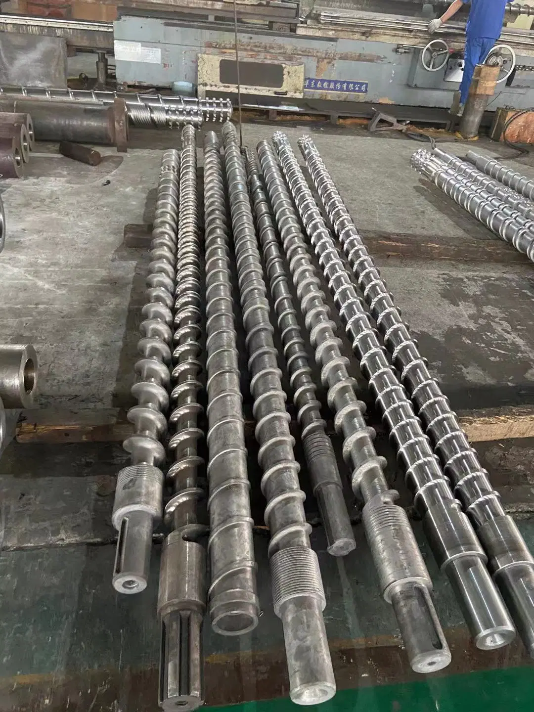 Screw and Barrel for Plastic Extrusion Injection Screw Barrel Plastic Machinery Screw