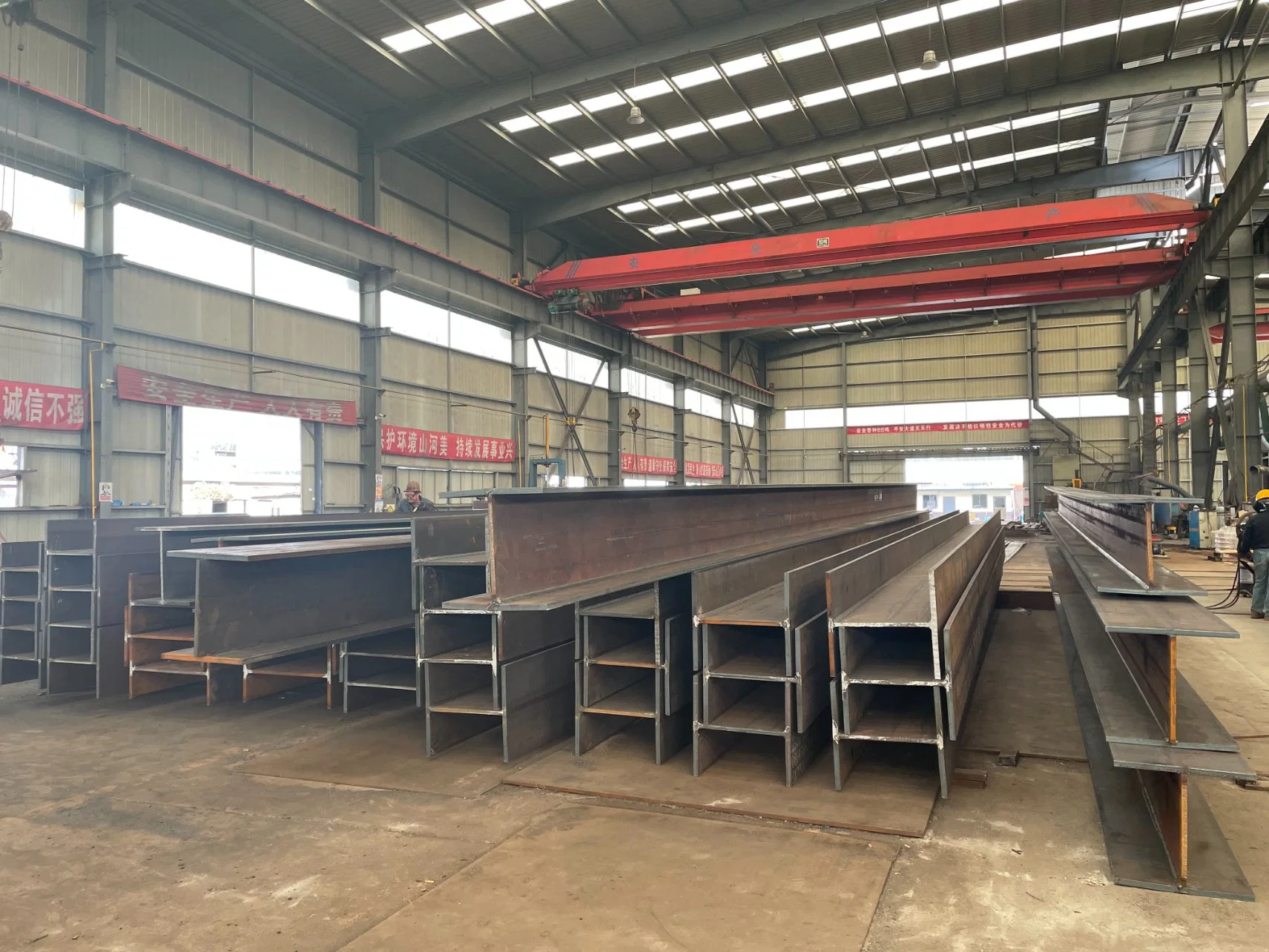 Upn C Channel H Section Steel Profile ASTM A36 Heb Ipe UC Q235 Q345 S355 S275 Mild Iron Steel Construction Building Material V Columns/ Universal H Beam/I Beam