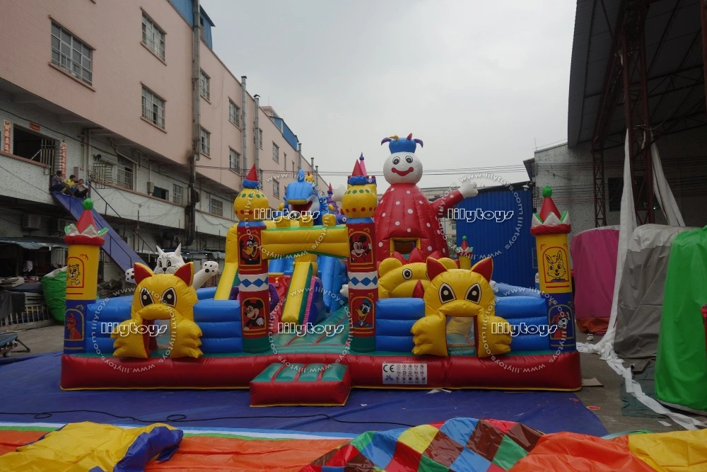 Patio interior para adultos N inflable Parque de diversiones para niños