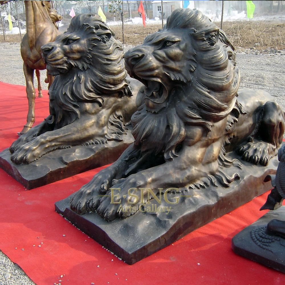 Vente chaude Décoration de parc de jardin Statue de lion en bronze grandeur nature.