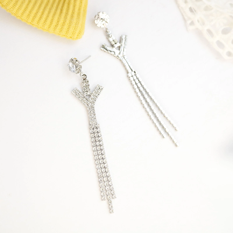 الإسترليني Tassel Earrings S925 Silver Std Earring مع سلسلة طويلة