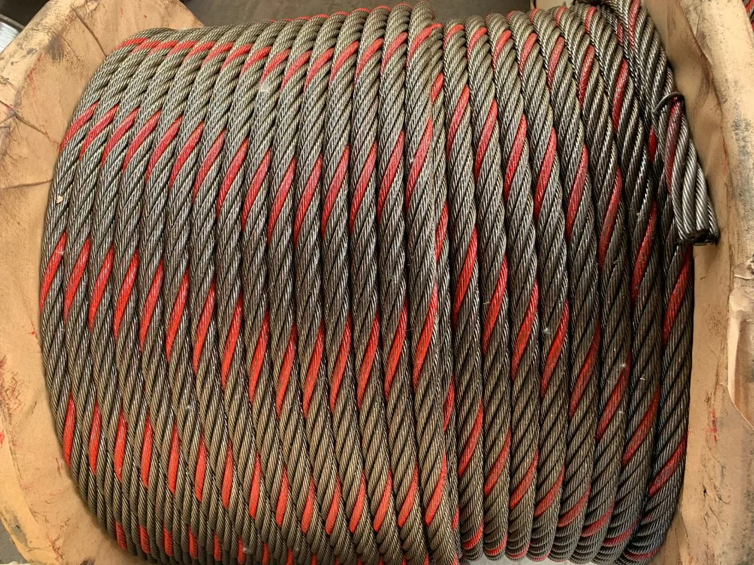 Venta caliente de fábrica de carbono de alta Strand Ungalvanized Roja 16mm cable