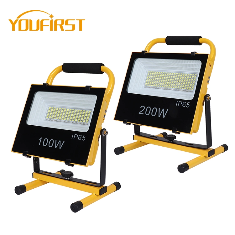 IP65 Waterproof 100W LED Solar Flood Lights Remote Control Factory Direct Sale Night Market Stall Automatic Charging Searchlight