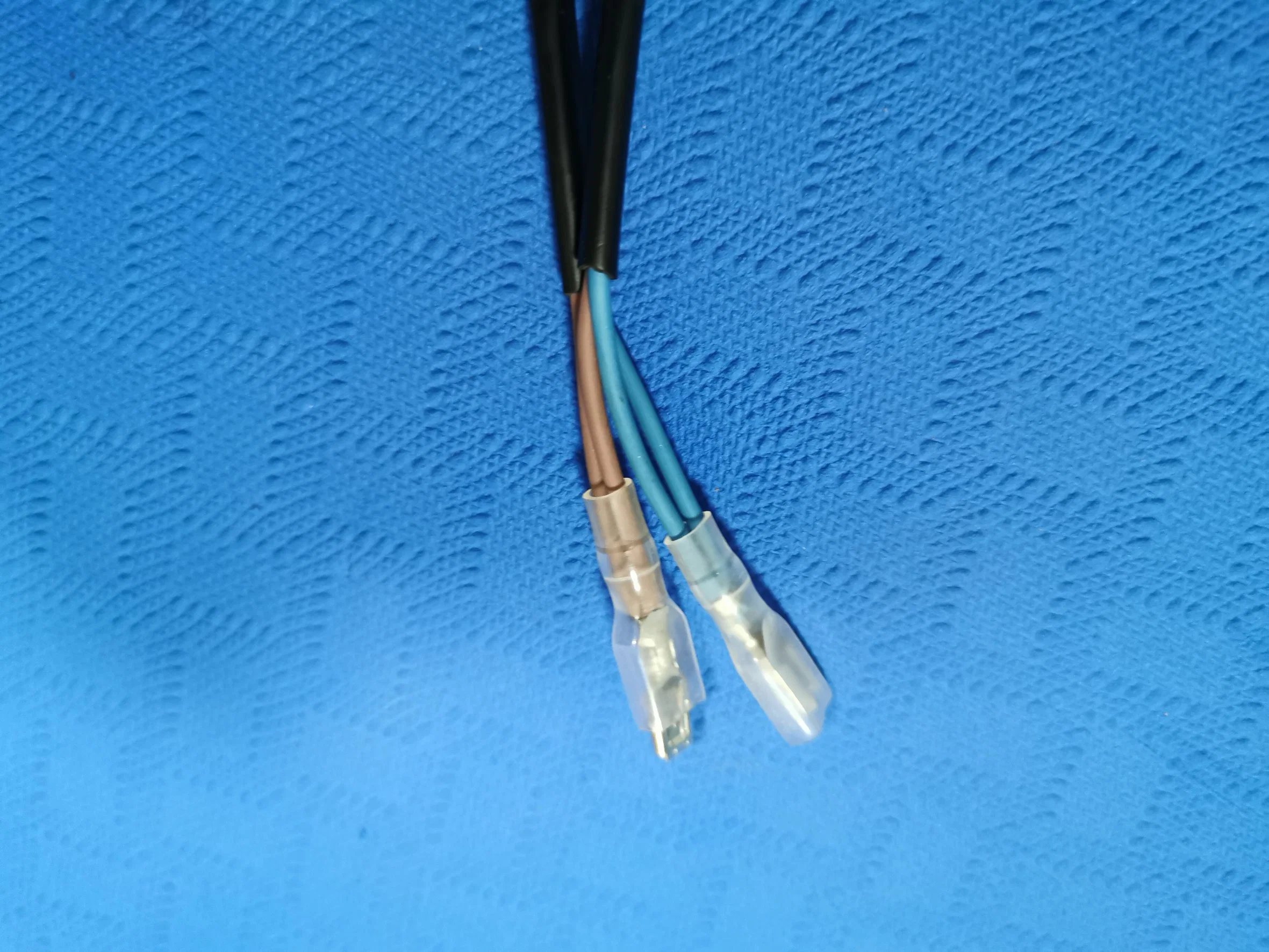 Todo el vendedor Bajo Voltaje Cable Eléctrico Cable eléctrico con Ternimal para pantallas LCD de pantalla de LCD