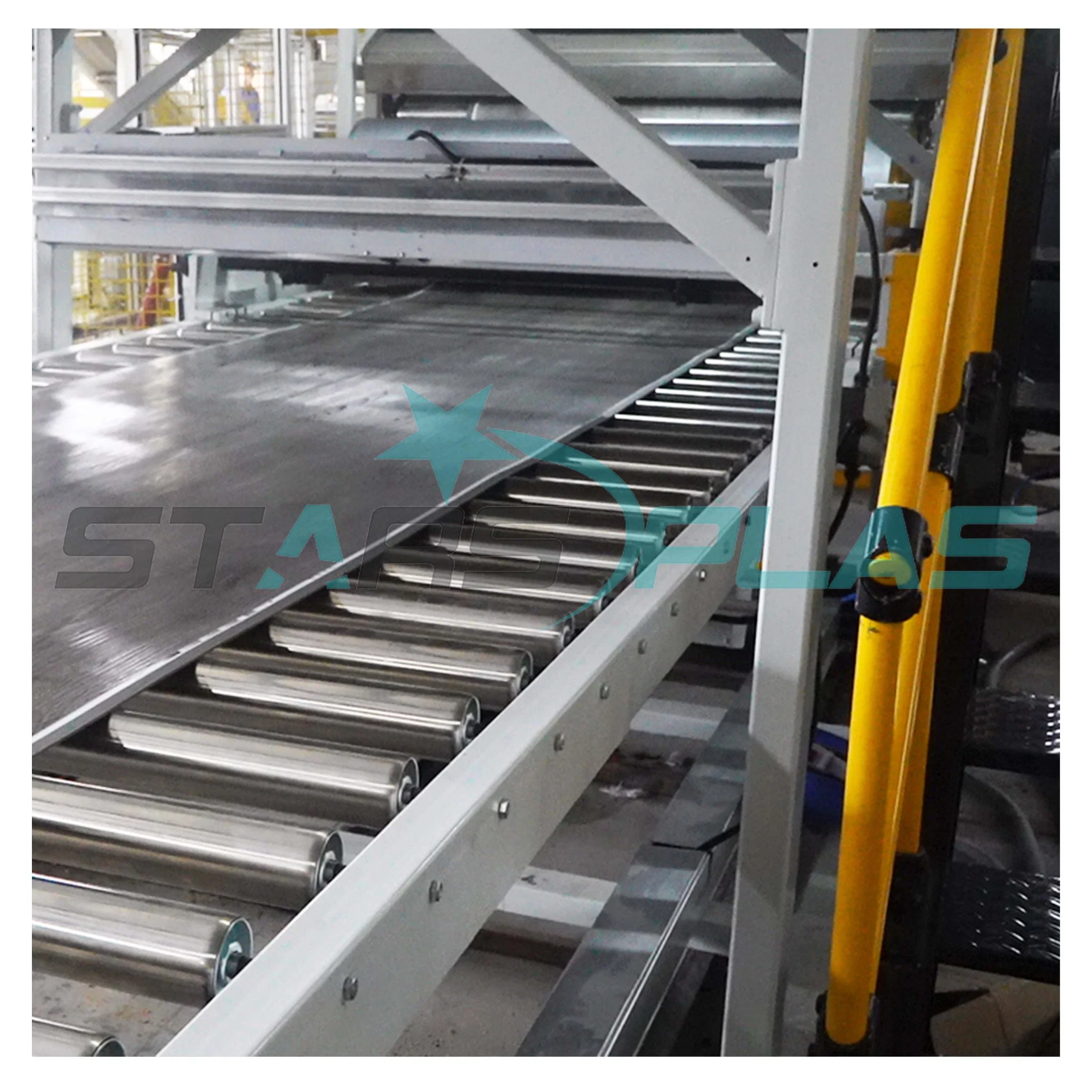 Highly Accurate Spc Flooring Good Control of Dust Material Handling System Spc Extrusion Line