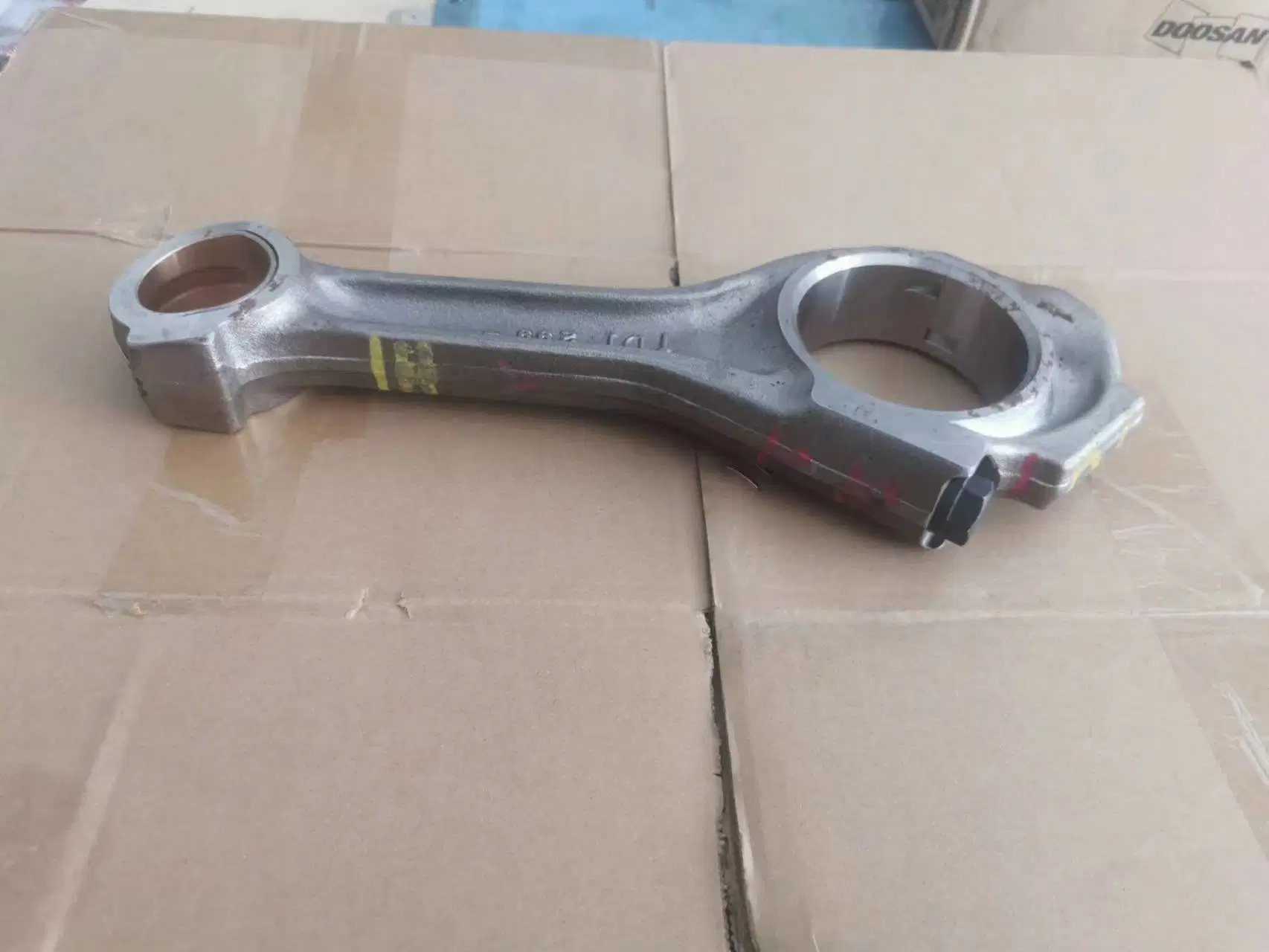 65.02401-6018 Doosan Engine Connecting Rod for Doosan Engine Parts