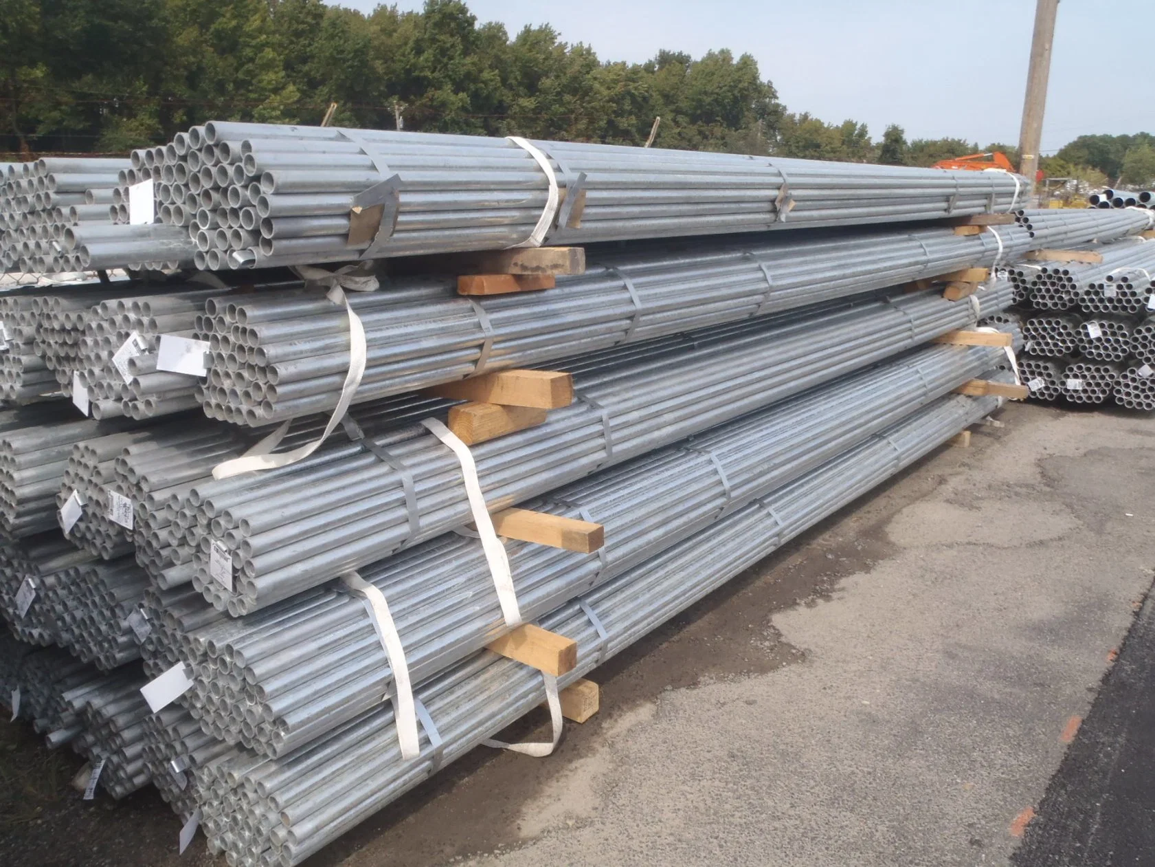 Ms ERW Welded Steel Ss400 Q195 / Q235 En10219 En10210 S235jr/S355jr/S355joh/S355j2h Galvanized or Black Round/Square Rectangle Steel Pipe